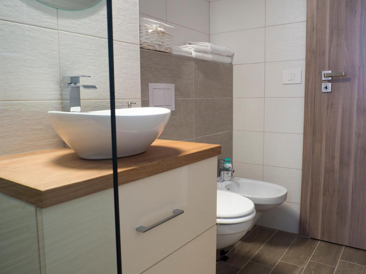 Armony Apartament Timişoara Exteriör bild