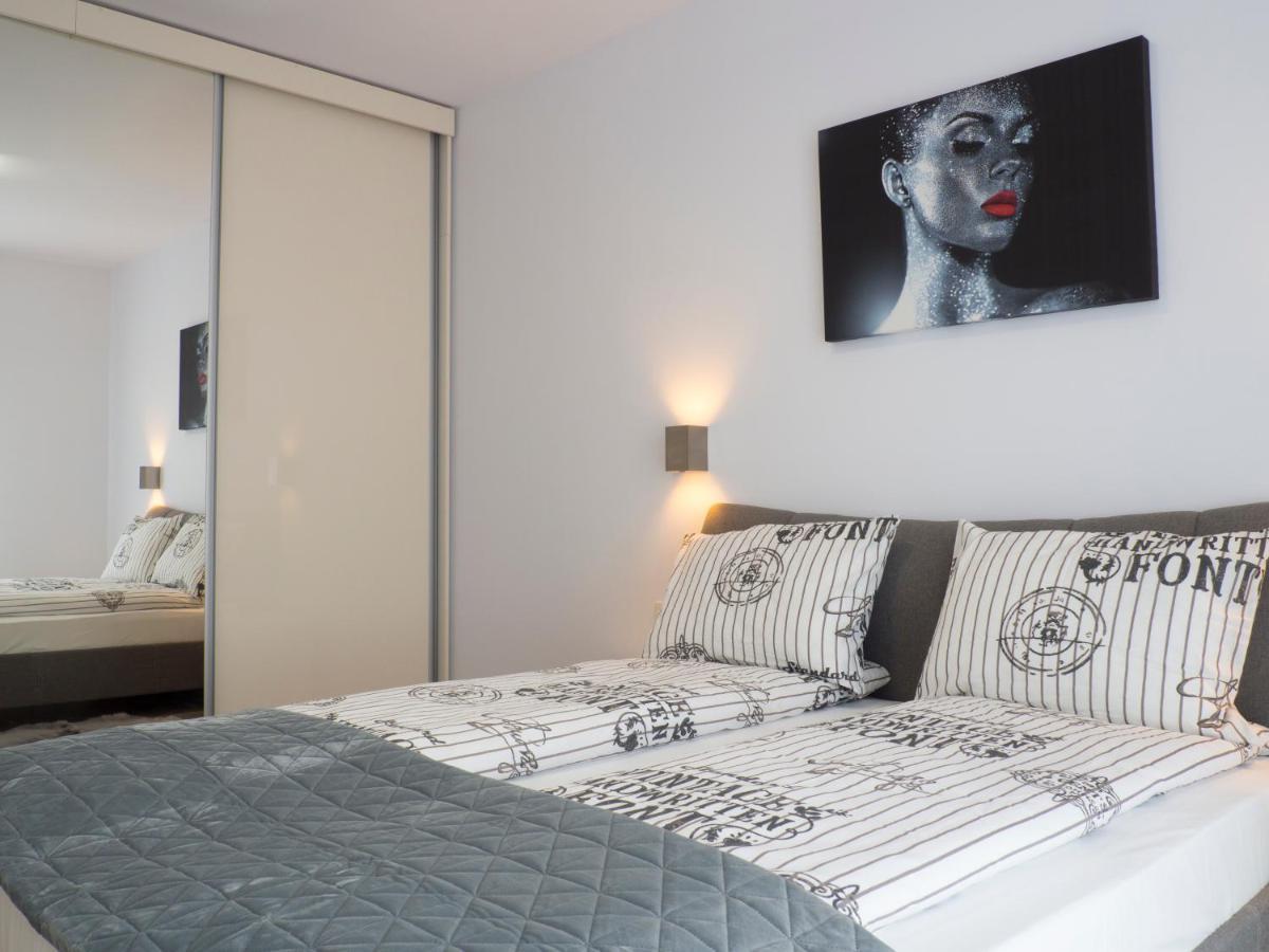 Armony Apartament Timişoara Exteriör bild