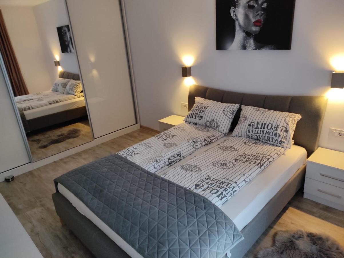Armony Apartament Timişoara Exteriör bild